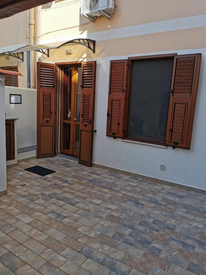 Casa Di Molly Al Centro Di Alghero Exterior foto